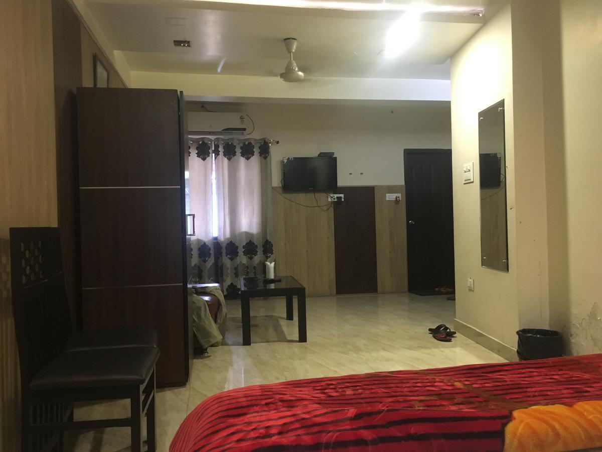 Oyo 12976 Hotel New Fiza Jammu Extérieur photo