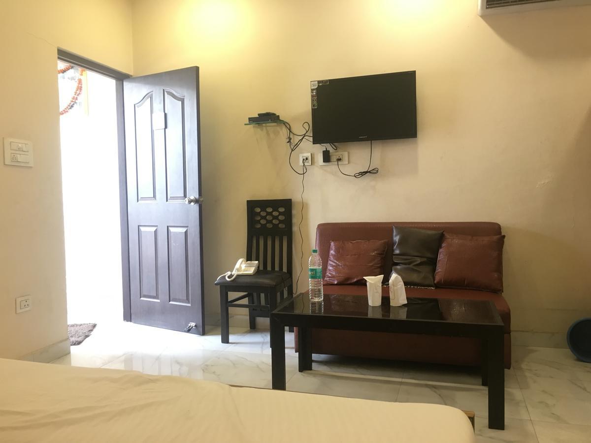 Oyo 12976 Hotel New Fiza Jammu Extérieur photo