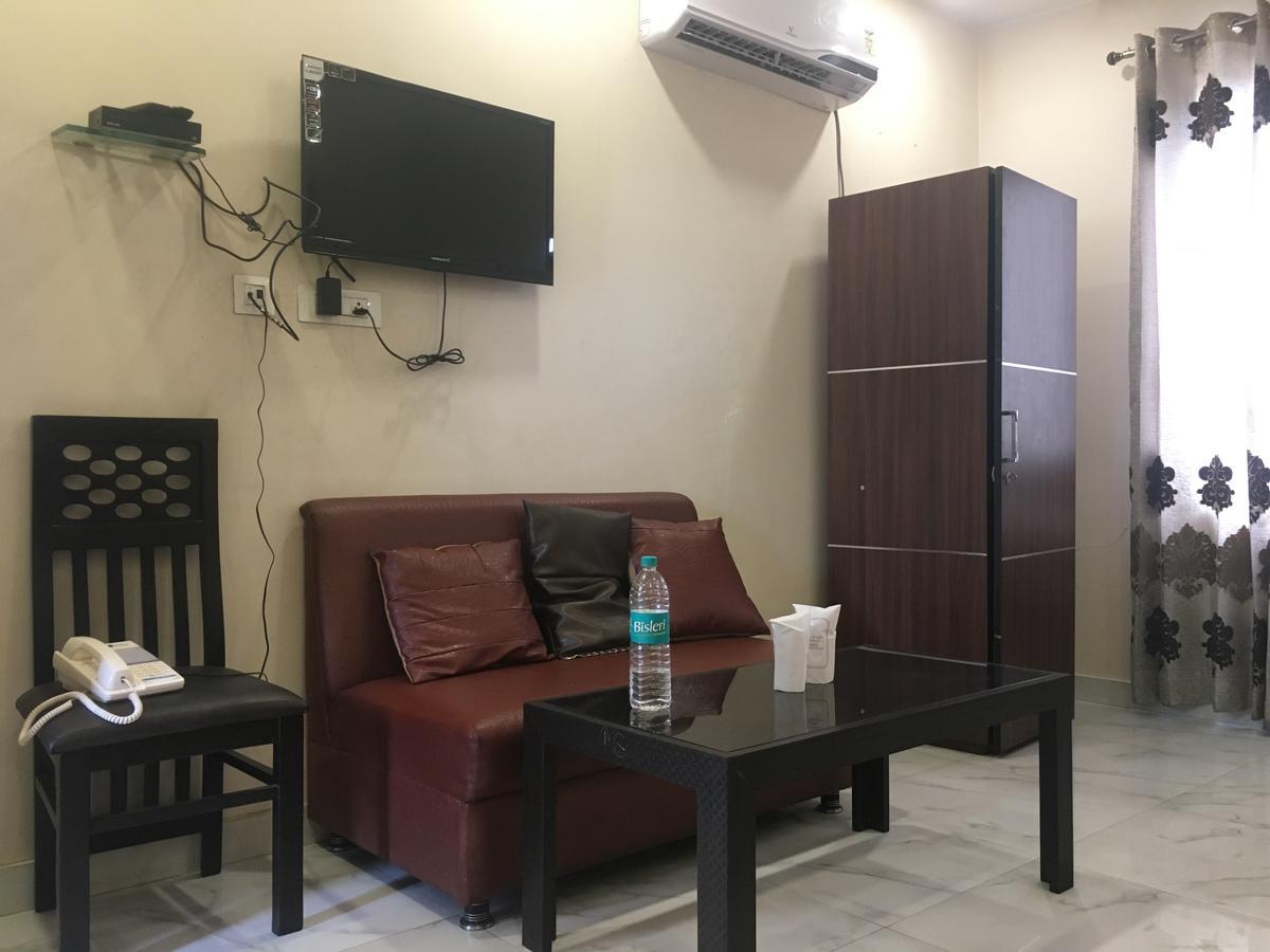 Oyo 12976 Hotel New Fiza Jammu Extérieur photo