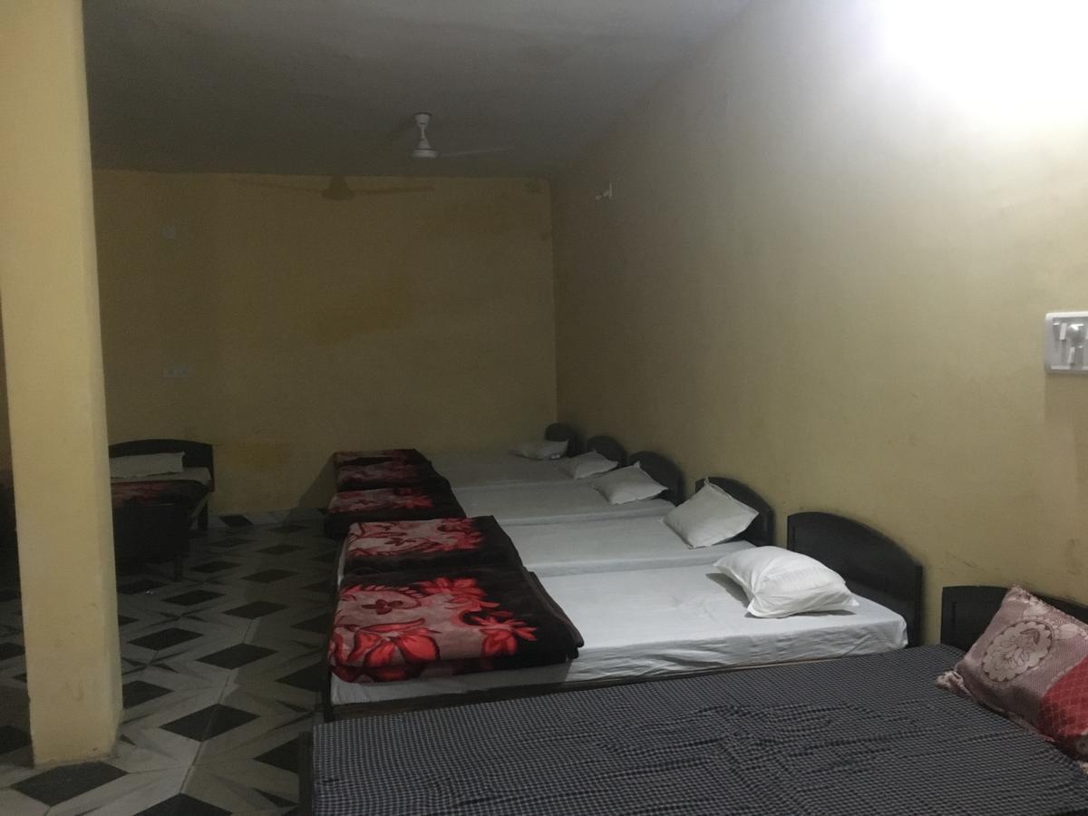 Oyo 12976 Hotel New Fiza Jammu Extérieur photo