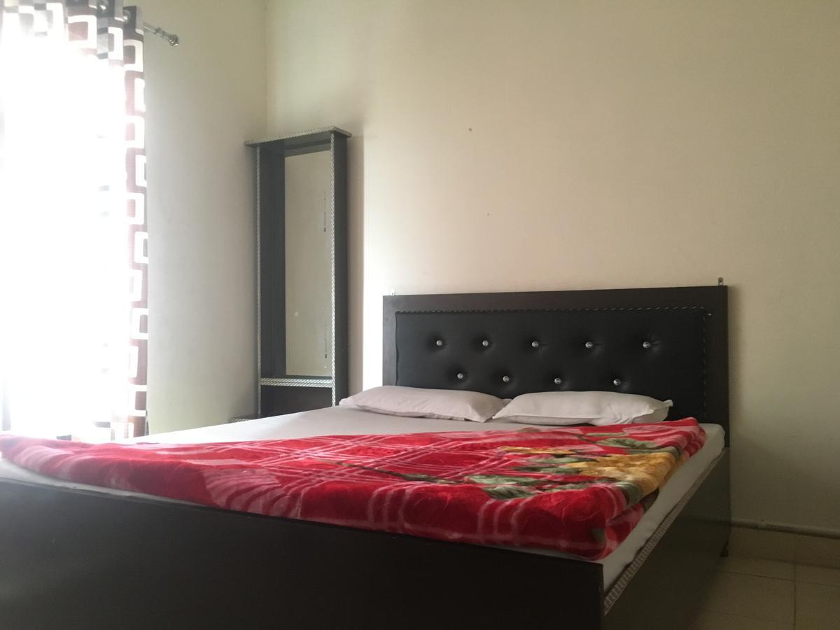 Oyo 12976 Hotel New Fiza Jammu Extérieur photo