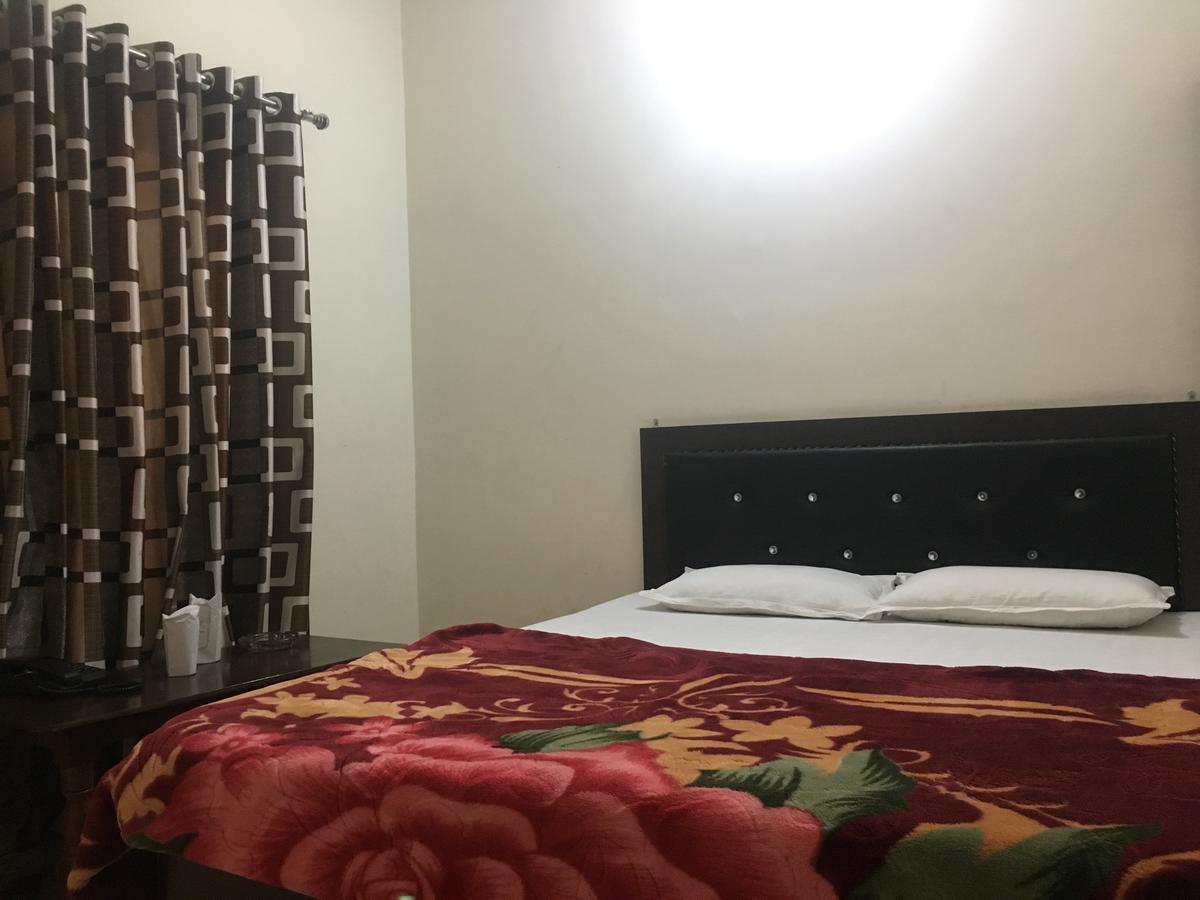 Oyo 12976 Hotel New Fiza Jammu Extérieur photo