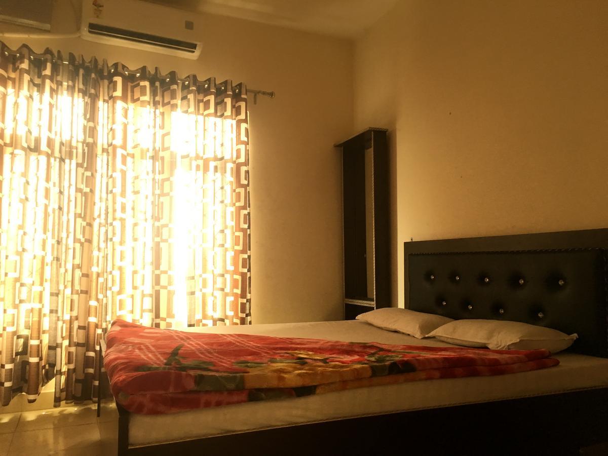 Oyo 12976 Hotel New Fiza Jammu Extérieur photo