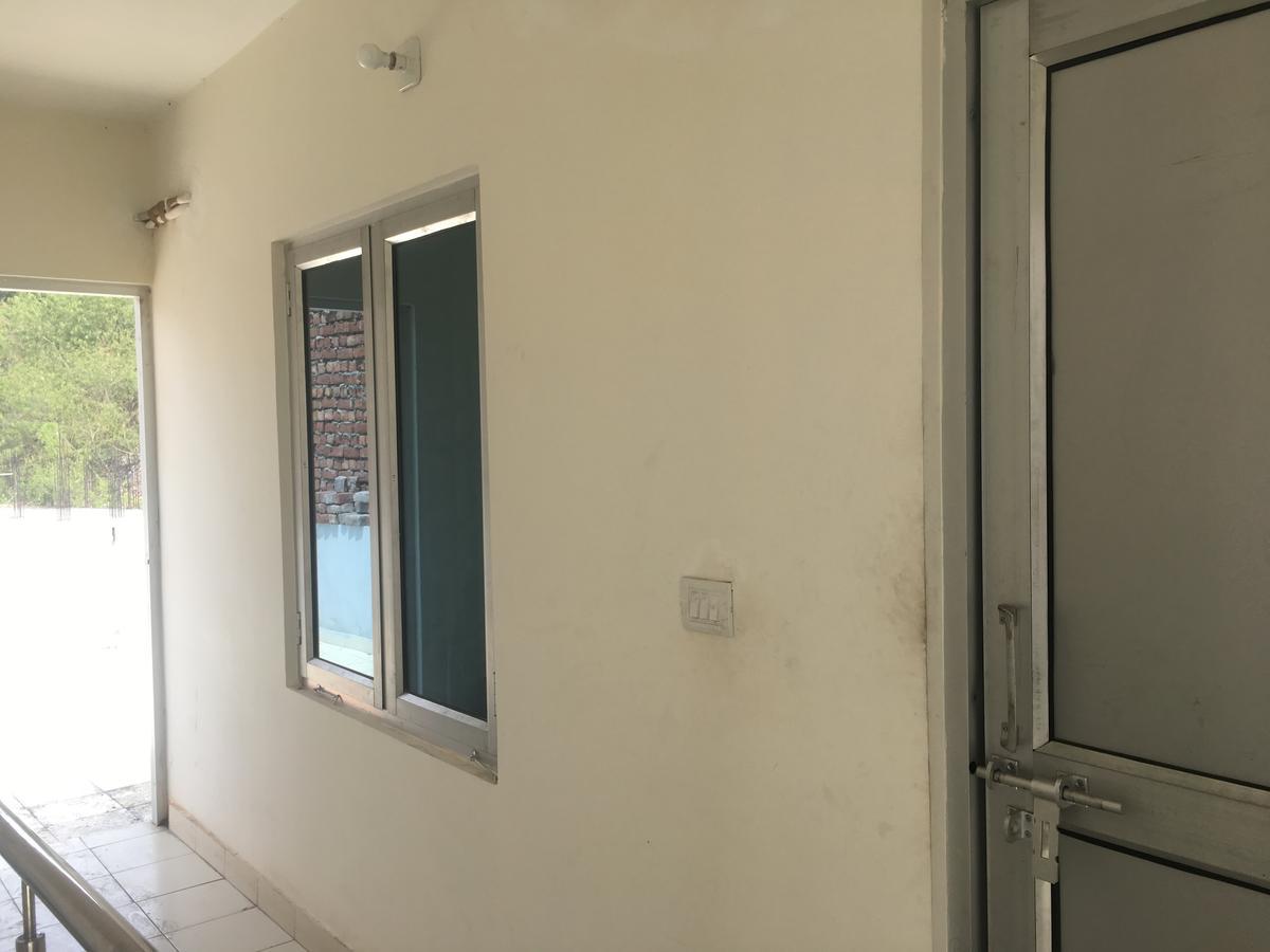 Oyo 12976 Hotel New Fiza Jammu Extérieur photo